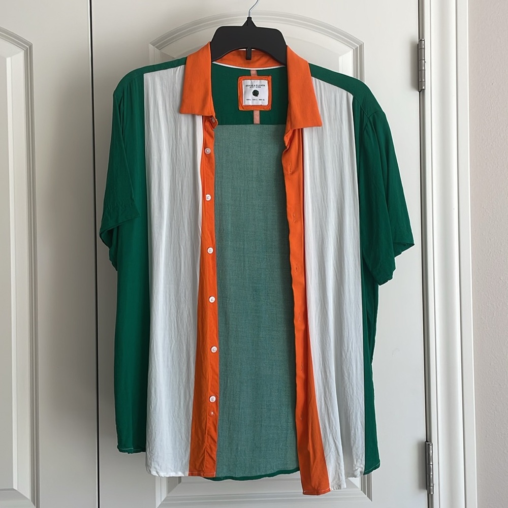 Denim & Flower Green, White & Orange Button Down Shirt - Picture 2 of 7
